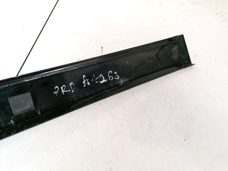 Dodge Caravan 2001 Duru stiklo juostele P.D. - Thumbnail 3