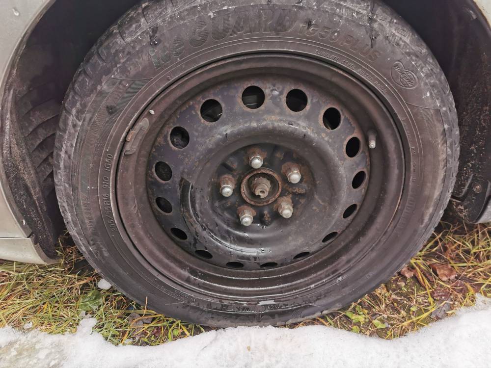 5X114.3 Toyota Corolla Verso 2005 Tērauda riteņu komplekts R16 - Thumbnail 4