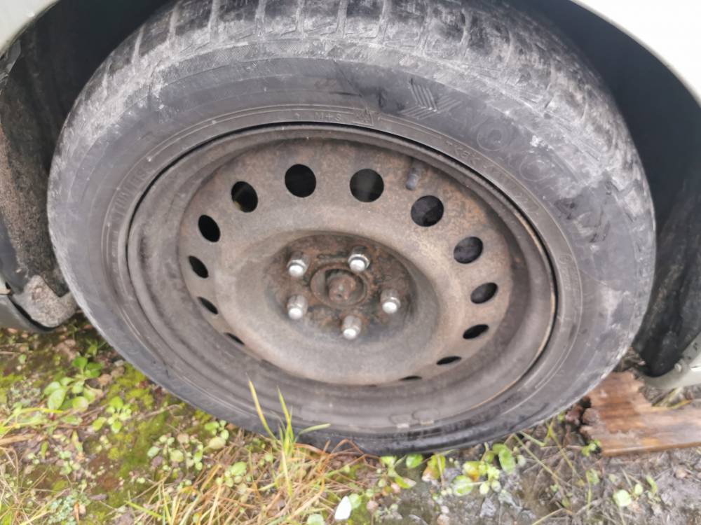 5X114.3 Toyota Corolla Verso 2005 Juego de ruedas de hojalata R16