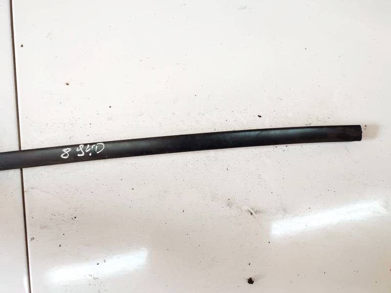 Volkswagen Phaeton 2002 Glass Trim Molding-weatherstripping - FRONT RIGHT - Thumbnail 2