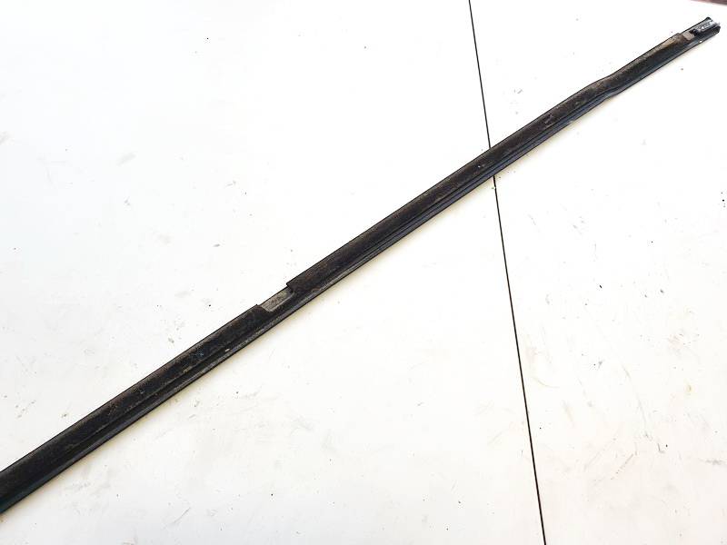 Opel Astra 2005 Glass Trim Molding-weatherstripping - REAR RIGHT - Thumbnail 3