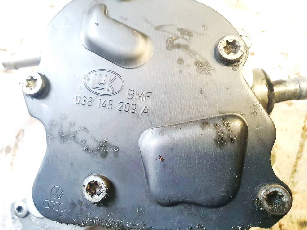 038145209A Volkswagen Bora 2002 Brake Vacuum Pump - Thumbnail 3