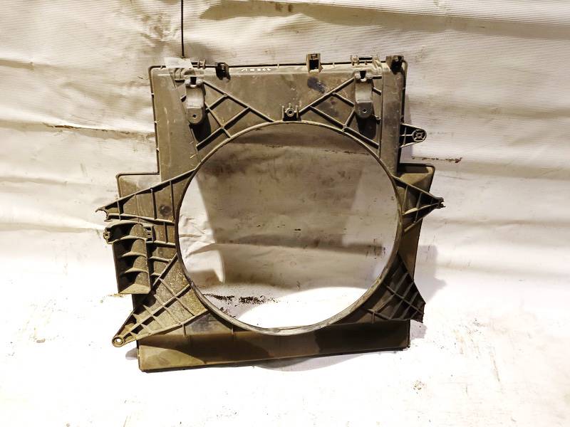 812600500 Iveco Daily 2007 Difuzoriaus remas (ventiliatoriaus remas)