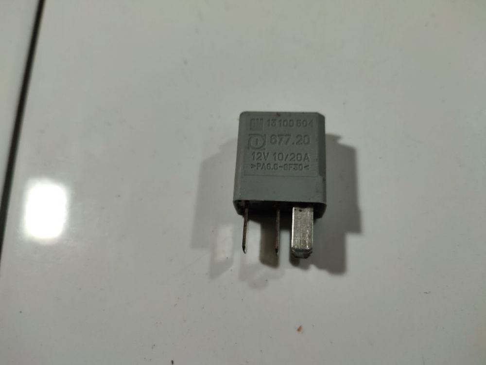 13100504 Opel Astra 2005 Relais, Arbeitsstrom - Thumbnail 3