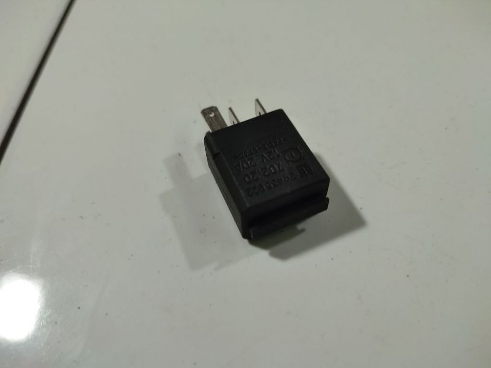 24455922 Opel Astra 2005 Relay module - Thumbnail 3