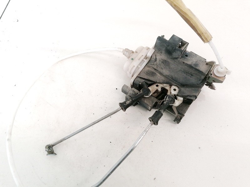 8D1837016E Audi A4 1996 Door Lock Mechanism - FRONT RIGHT