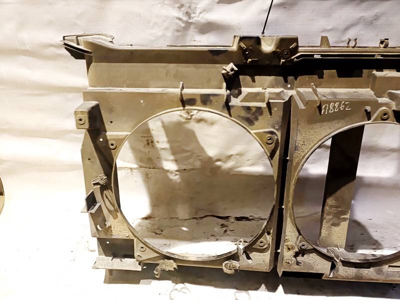 1484092080 Citroen C8 2006 Obudowa telewizora - PRZEDNIE - Thumbnail 2