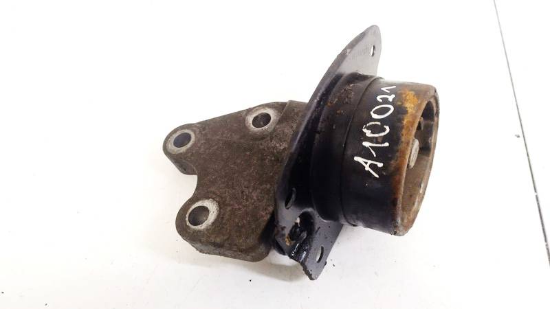 Chevrolet Captiva 2007 Variklio pagalves bei Greiciu dezes pagalves