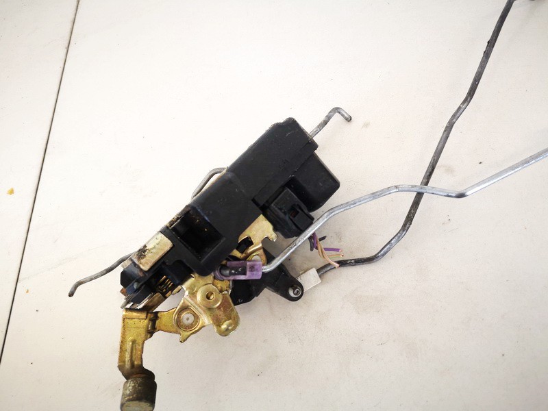 Dodge Caravan 2001 Duru spyna P.K. - Thumbnail 2