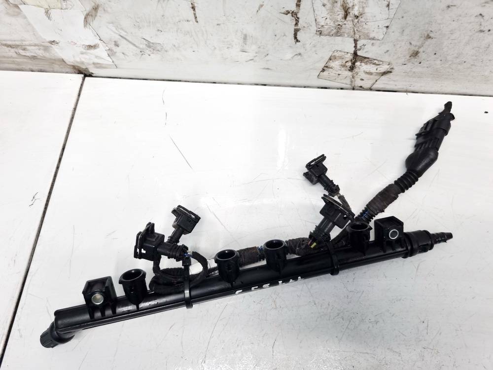 17131281125 Fiat 500 2013 Szyna Wtryskiwaczy