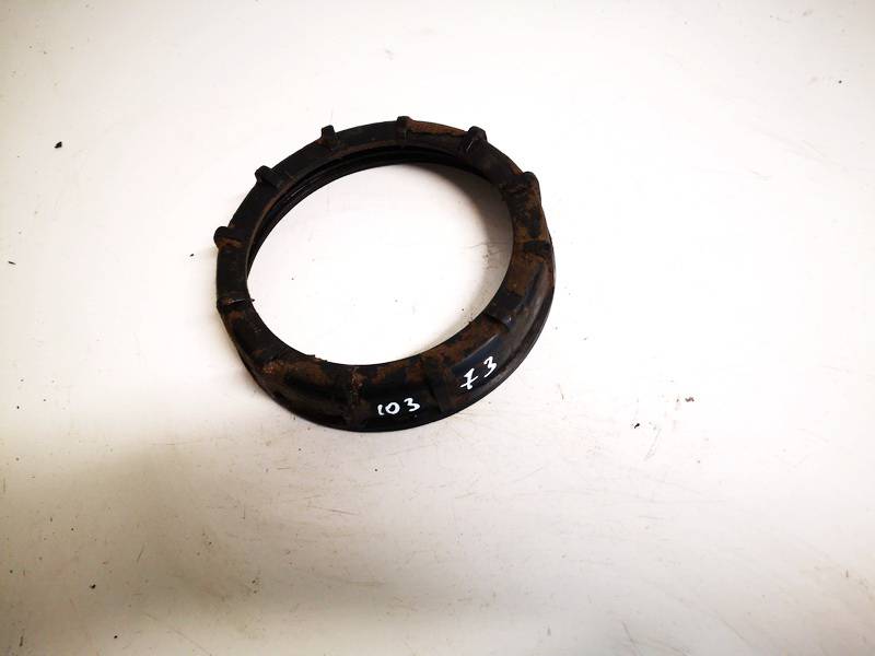 321201375A Volkswagen Passat 1997 Pierścień Mocujący Pompy Paliwa