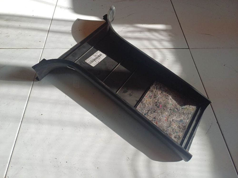 4F08672394PK Audi A6 2005 Pillar Trim - MIDDLE LEFT - Thumbnail 3