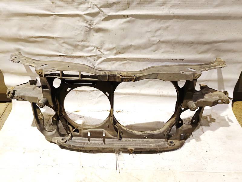 3B0805594 Skoda Superb 2003 Obudowa telewizora - PRZEDNIE