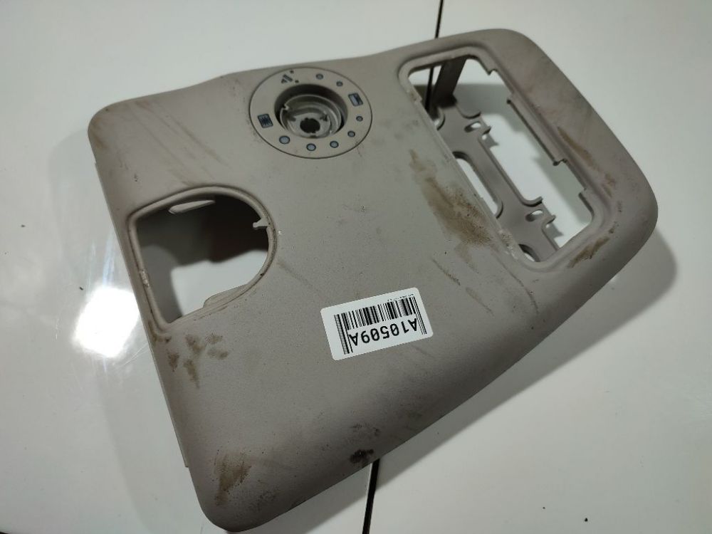 90563247 Opel Omega 1997 Salona apdare (plastmasas)