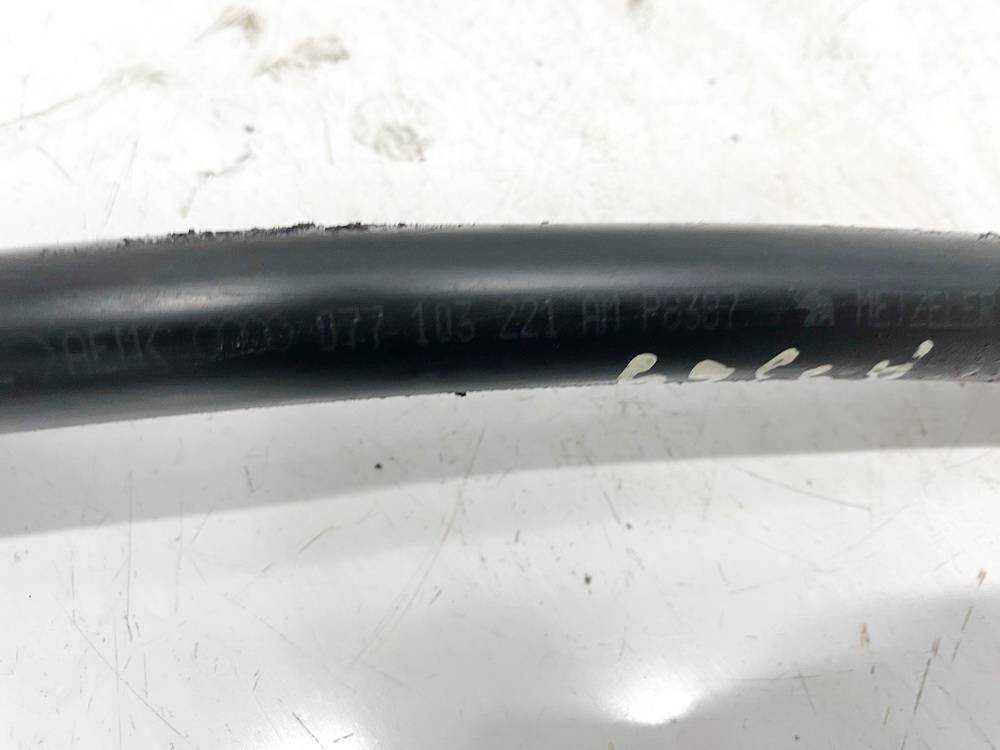 077103221AM Audi A8 2002 Tuyau de Radiateur - Thumbnail 4