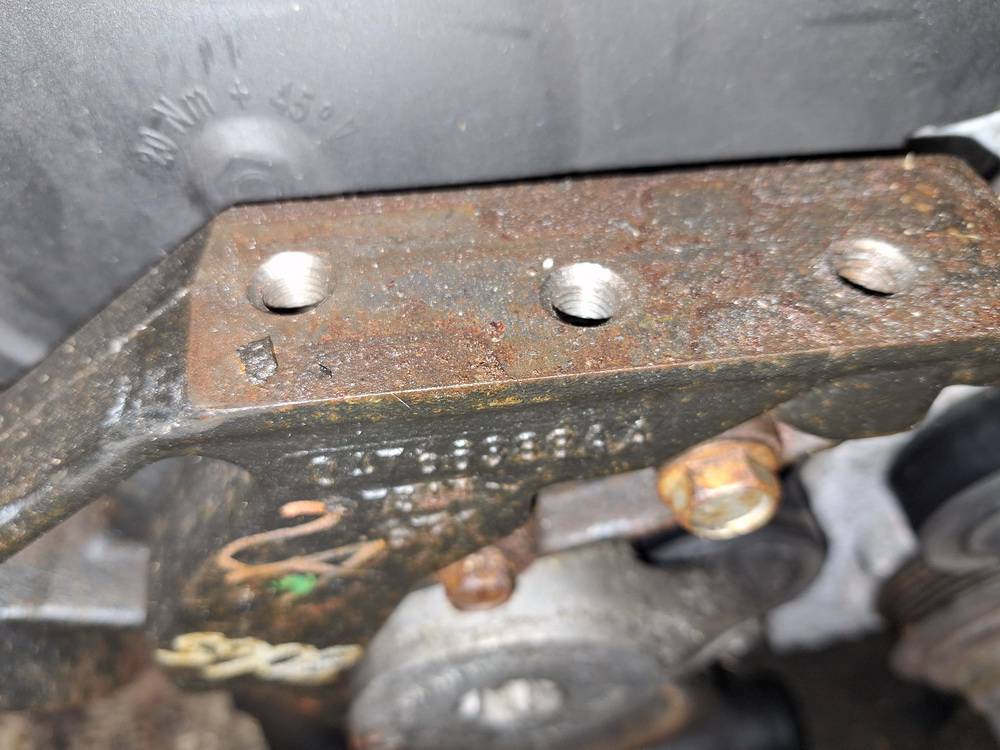 04766388AA Dodge Journey 2009 SOPORTE MOTOR - Soporte de montaje del motor (Usadas)