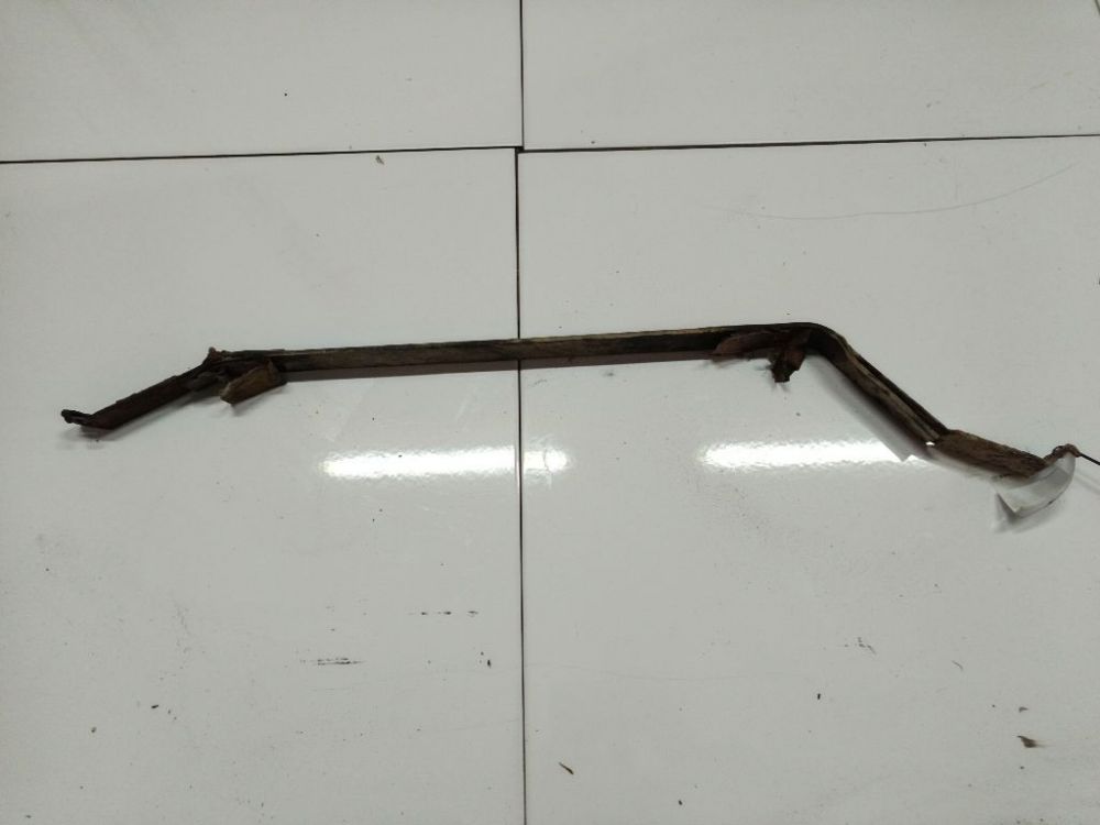 Mazda 5 2006 Fuel tank holder