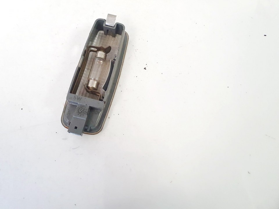 Peugeot 206 2001 Lampka wnętrza - Thumbnail 3