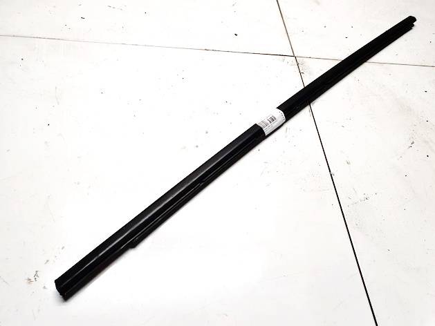 Mazda 3 2007 Durvju stikla sloksne - PRIEKŠA PA LABI