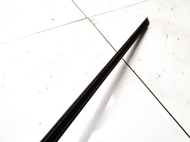 Mazda 3 2007 Durvju stikla sloksne - PRIEKŠA PA LABI - Thumbnail 3