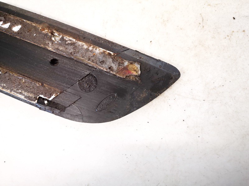 Ford Transit 2006 Fender (Arch)  Molding - FRONT RIGHT - Thumbnail 3