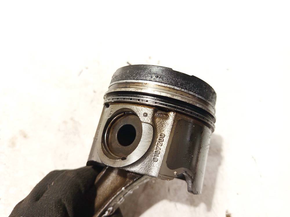 0107200 Opel Omega 2001 Tłok z korbowodem - Thumbnail 3