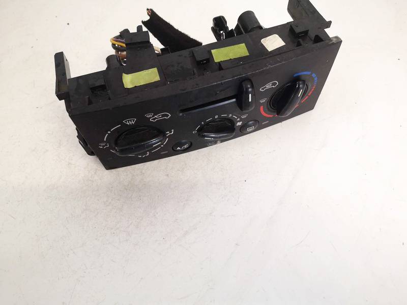 69910002 Peugeot 207 2006 Peciuko valdymas