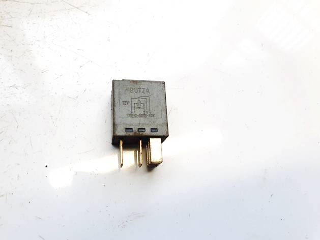 V23145A0101X001 Ford Focus 2003 Relay module