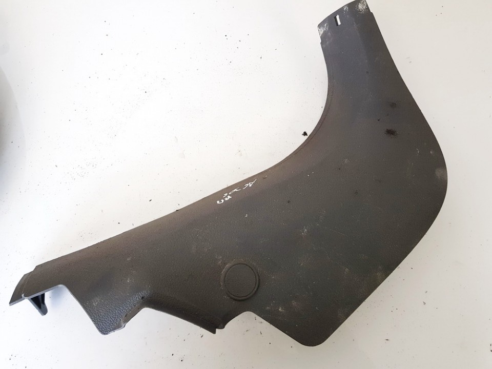 4M51R02348A Ford Focus 2007 PLASTICOS-Otros repuestos del interior