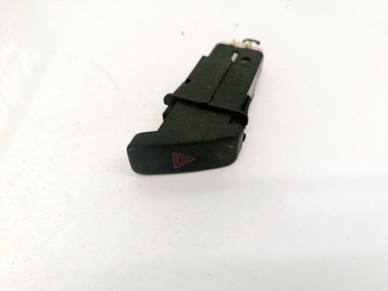 153132 Mazda Premacy 2000 Hazard switch - Thumbnail 2