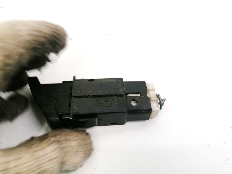 153132 Mazda Premacy 2000 Hazard switch - Thumbnail 3