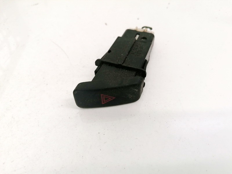 153132 Mazda Premacy 2000 Hazard switch