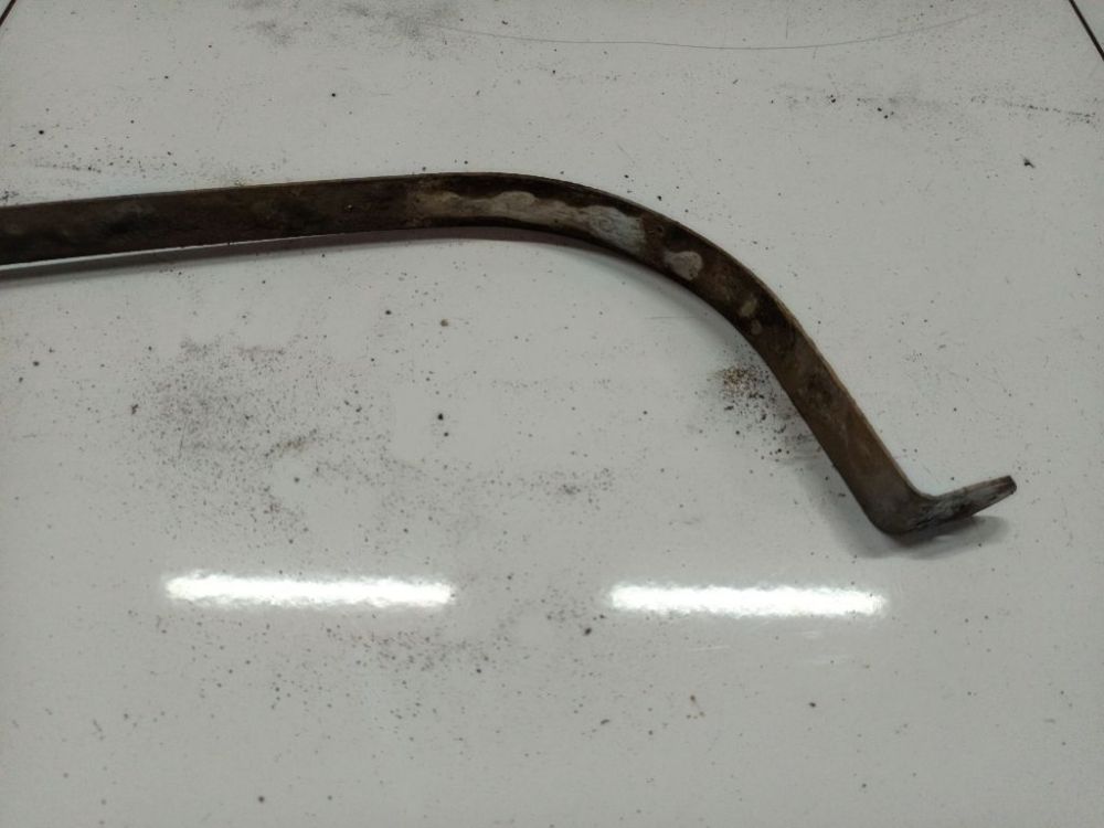 Volkswagen Passat 1997 Réservoir à Carburant Support - Thumbnail 2