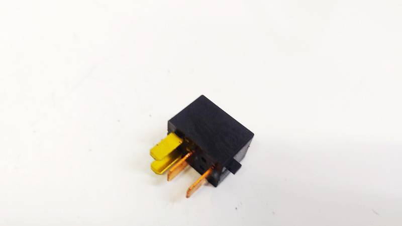 G8HLH71 Honda CR-V 2008 Relay module - Thumbnail 3