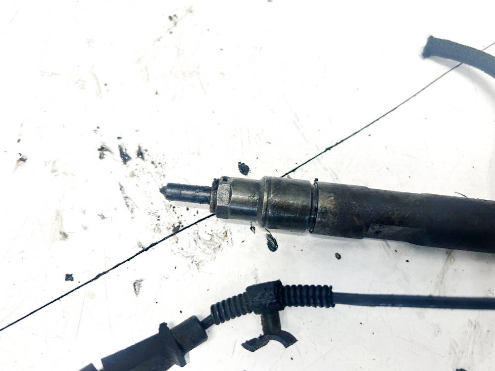 038130202B Skoda Octavia 2003 Fuel Injector - Thumbnail 3