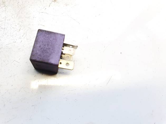 12V50A03525 Renault Espace 2009 Relay module