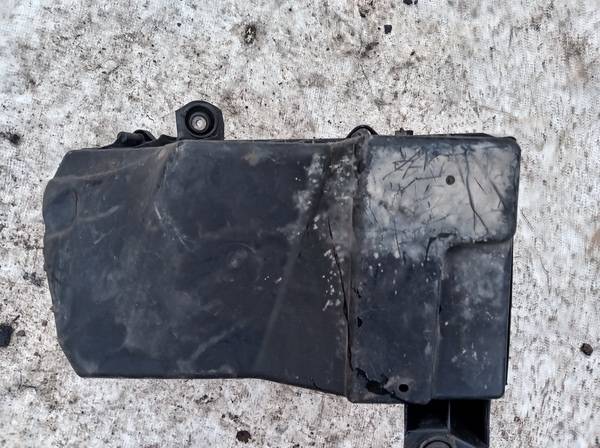 1J0129607 Audi A3 1998 Gaisa filtra kaste - Thumbnail 2