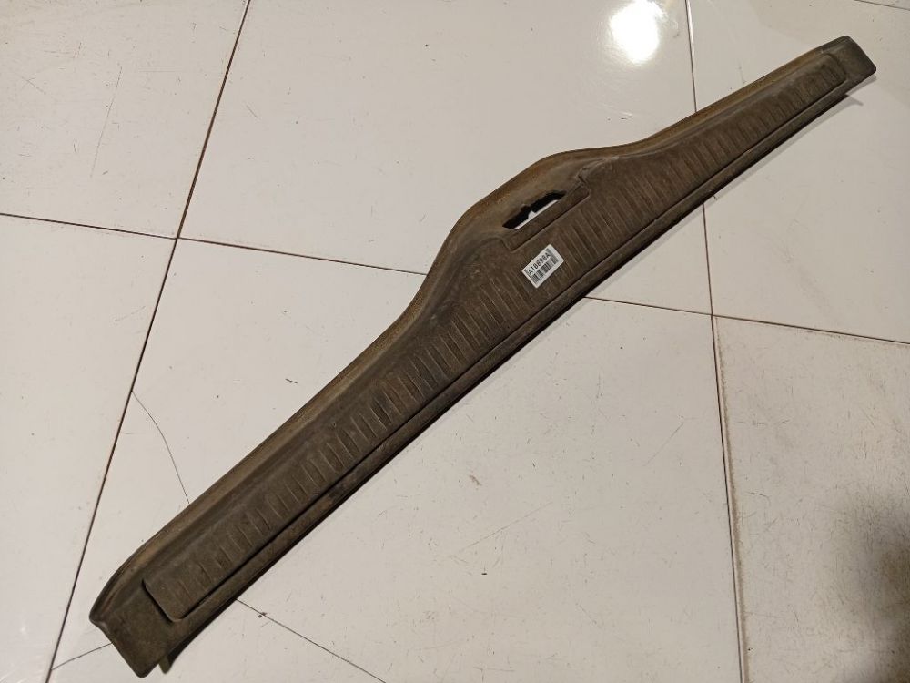 Renault Espace 2004 Metal Boot Lip Cover