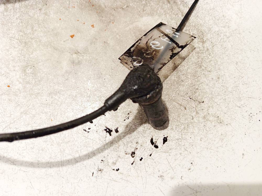 Audi A4 1996 Górny czujnik Halla