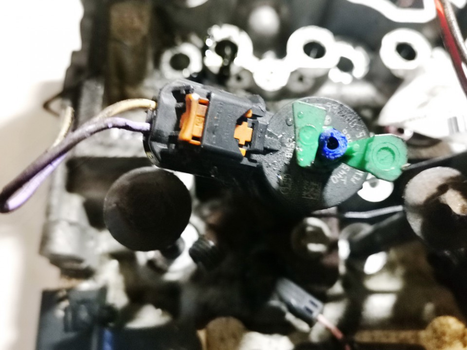 0445110566 Peugeot 308 2015 Wtryskiwacz Paliwa