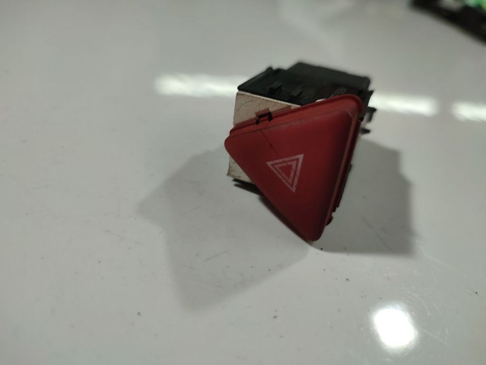 1K0953509A Audi A4 2000 Wyłącznik awaryjny - Thumbnail 2