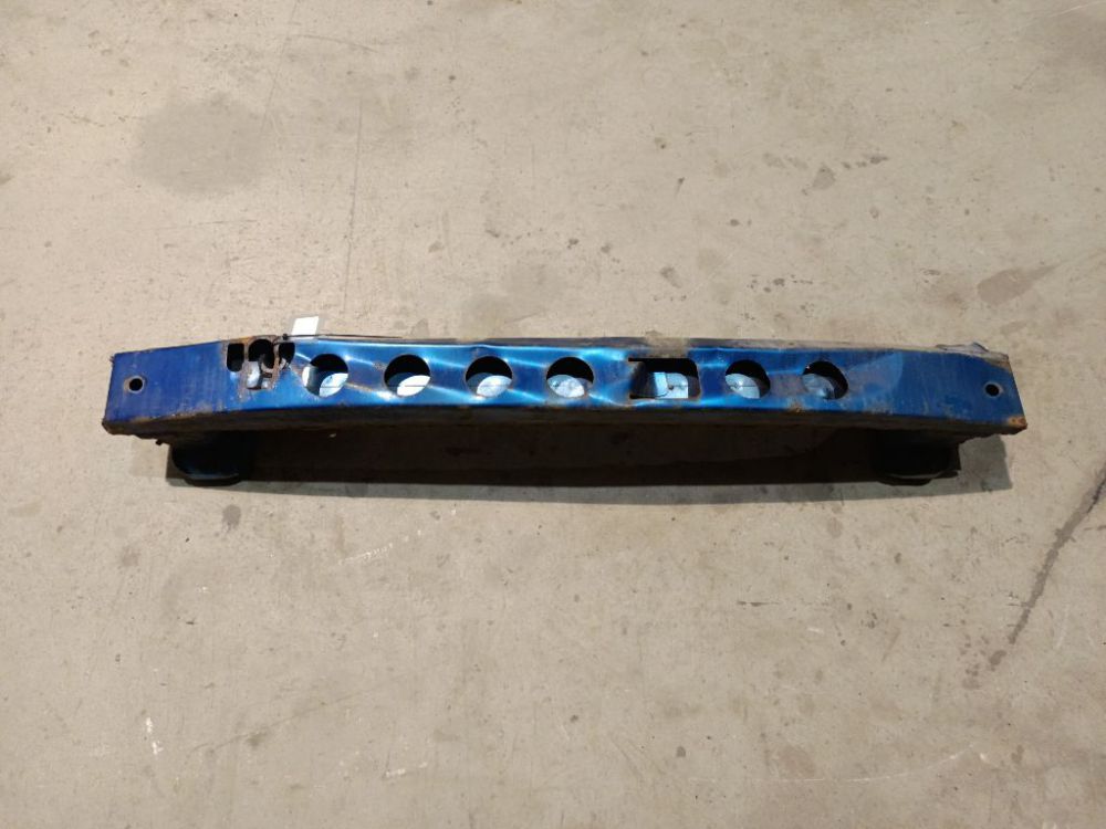 Toyota Aygo 2007 Belka zderzaka (wzmocnienie) - PRZEDNIE