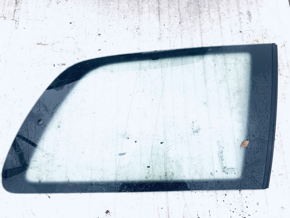 Ford Galaxy 2000 Szyba okna ćwierćowego narożnego - TYLNE PRAWE