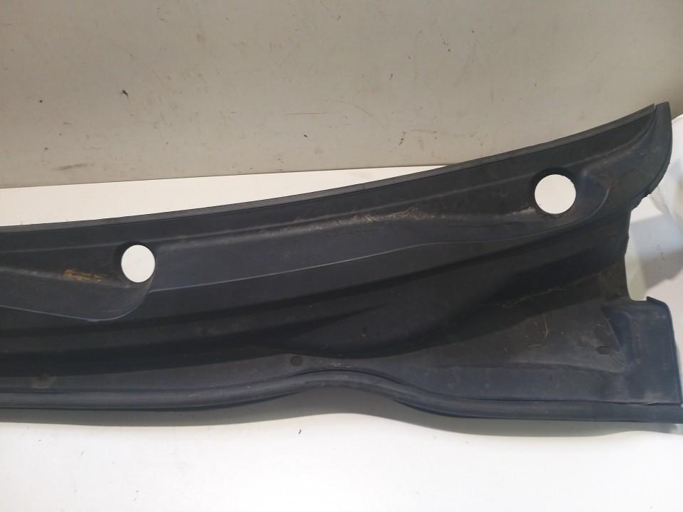 557820F010 Toyota Corolla Verso 2005 Abdeckung Windschutz Wasserkastenabdeckung - Thumbnail 2