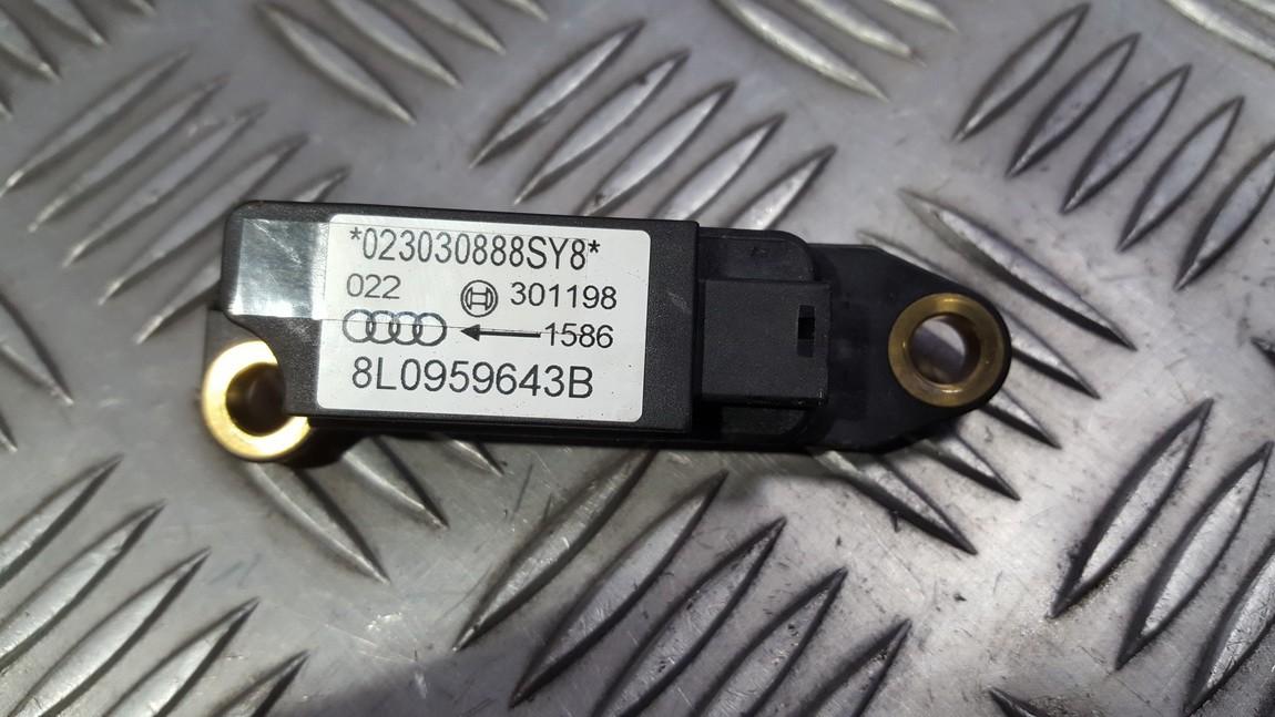 8L0959643B Audi A3 1998 SRS-turvatyynyn anturi