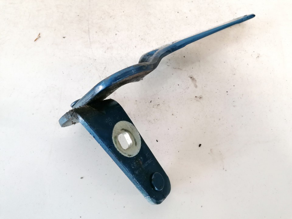 8N8827299B Audi TT 1999 Motora pārsega eņģe - PRIEKŠA PA KREISI