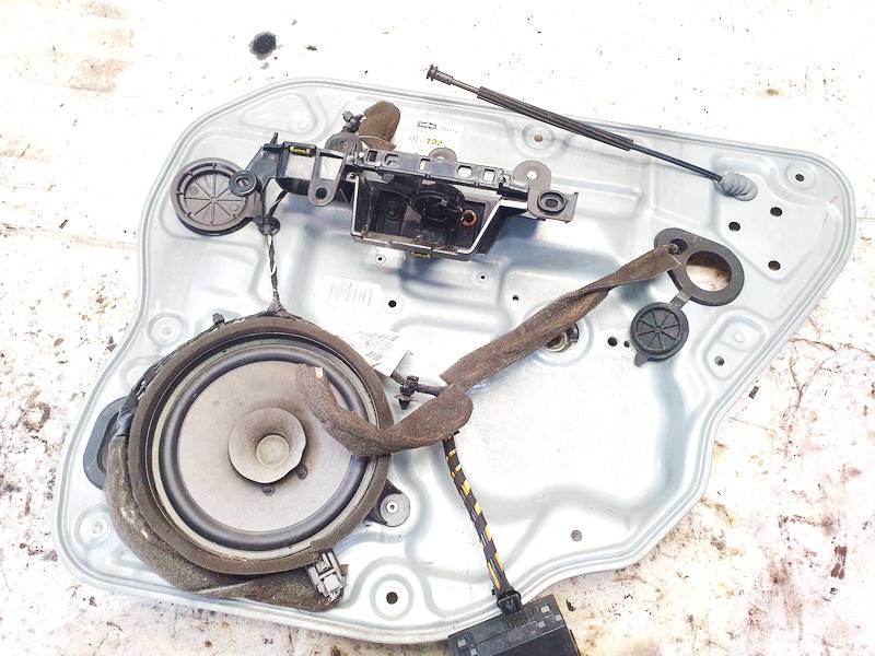 8679083 Volvo V50 2006 Duru lango pakelejas G.D.