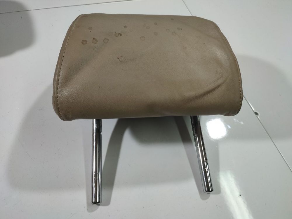 Audi A6 2006 Seat headrest