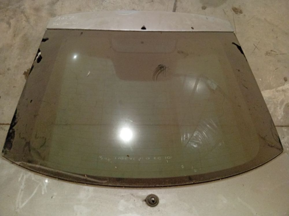 Ford Mondeo 2002 Window - REAR