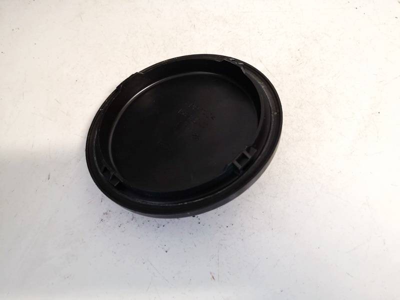 15822200 Mercedes-Benz CLS-CLASS 2005 Headlight bulb dust cover cap - FRONT - Thumbnail 2